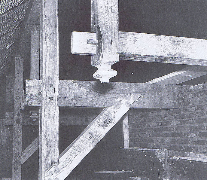 Bestand:Gebinthangstijl2.jpg